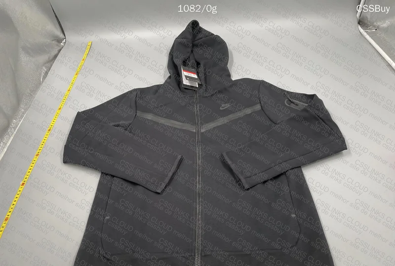 Nike Tech Fleece Black