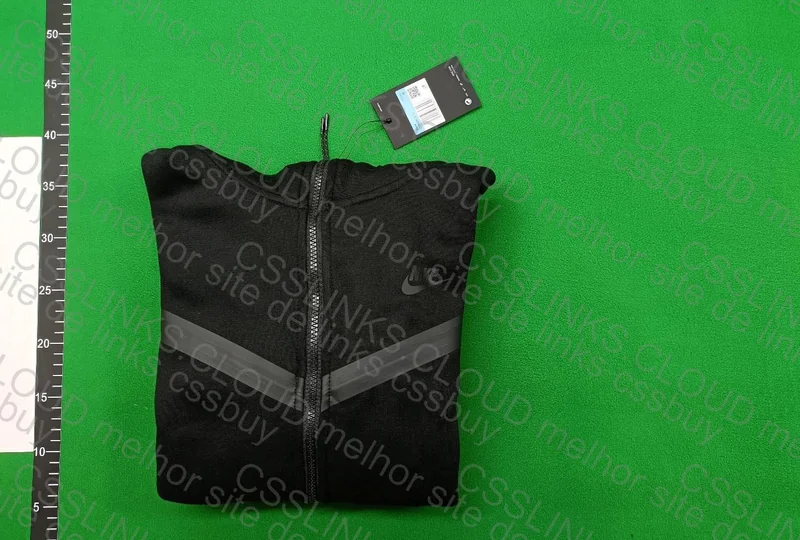 Nike Tech Fleece Black 4