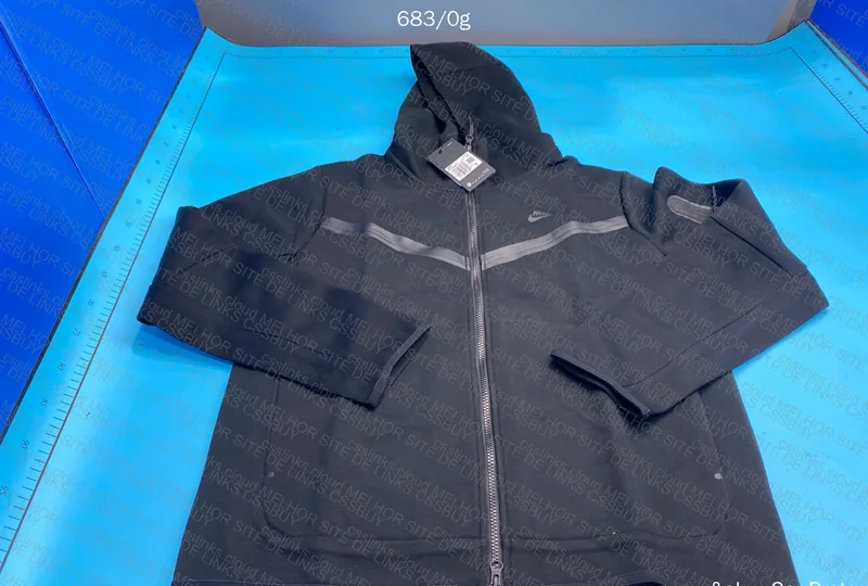 Nike Tech Fleece Black 3