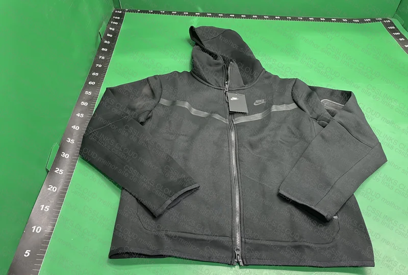 Nike Tech Fleece Preto 3