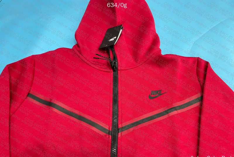Nike Tech Fleece Red 3