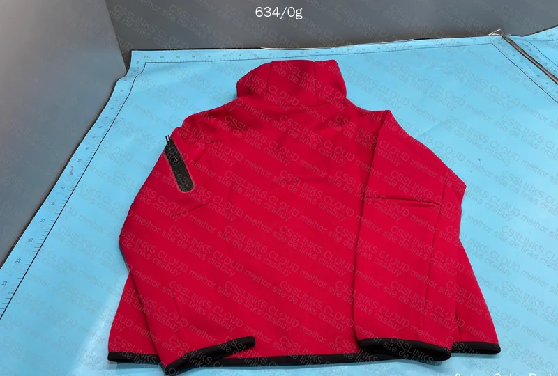 Nike Tech Fleece Red 6
