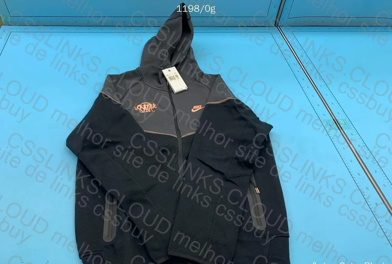 Nike Tech Fleece Syna 2