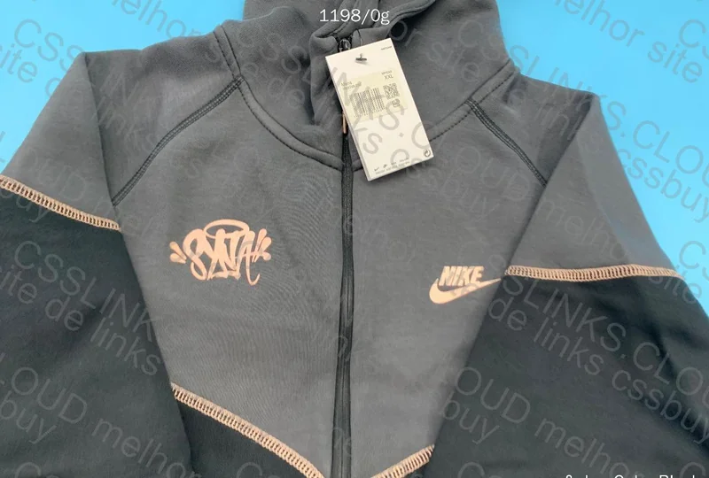 Nike Tech Fleece Syna 3