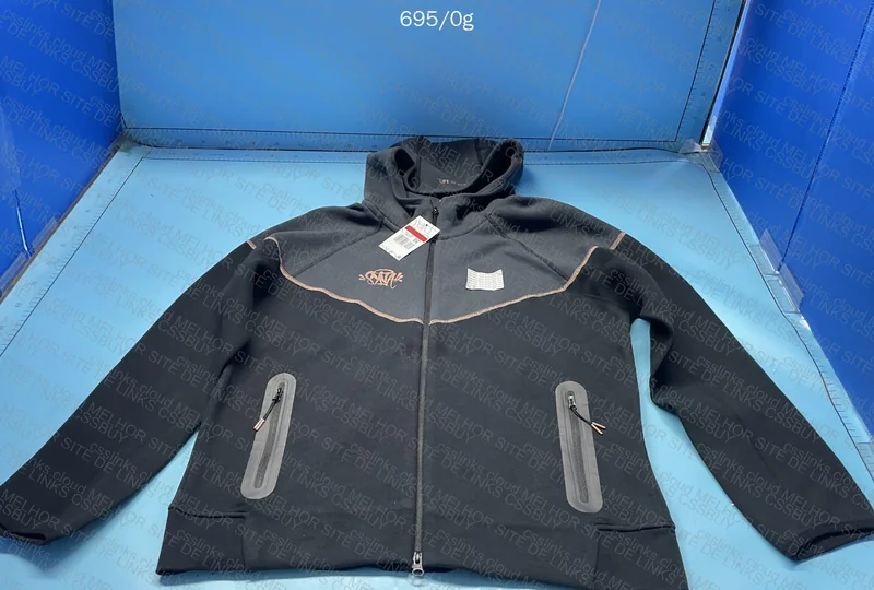 Nike tech fleece SYNA (GL?) 3