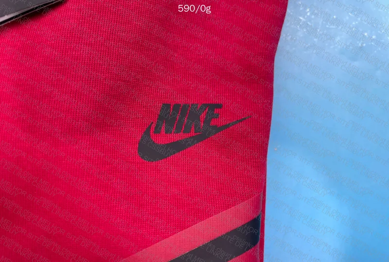 Nike Tech Fleece Red 4