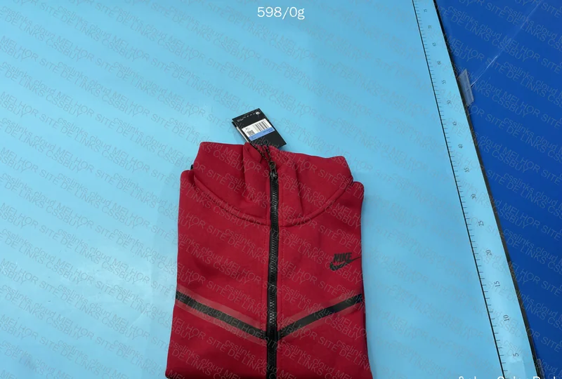 Nike Tech Fleece Red