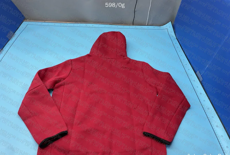Nike Tech Fleece Red 6