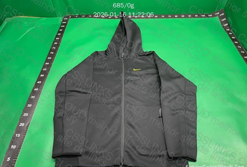 Nike Tech Fleece x Nocta Preta 5