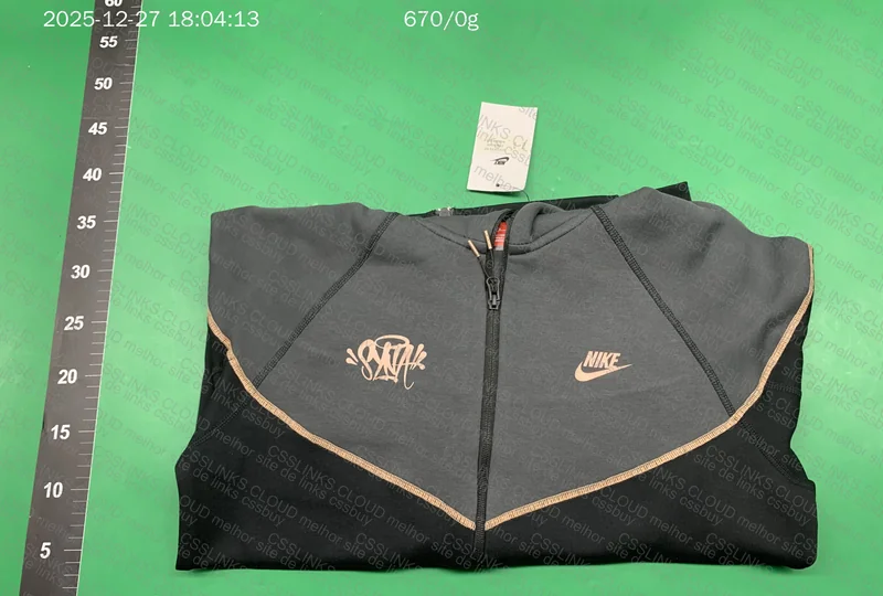 Nike Tech Fleece x Syna World