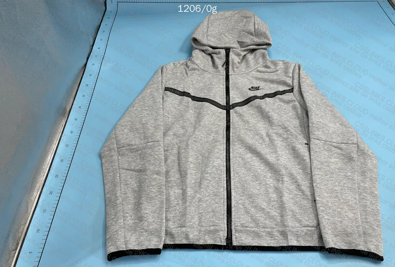 Nike tech - gl?