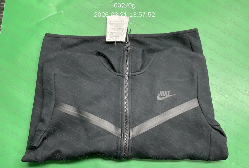 nike tech husky 2020