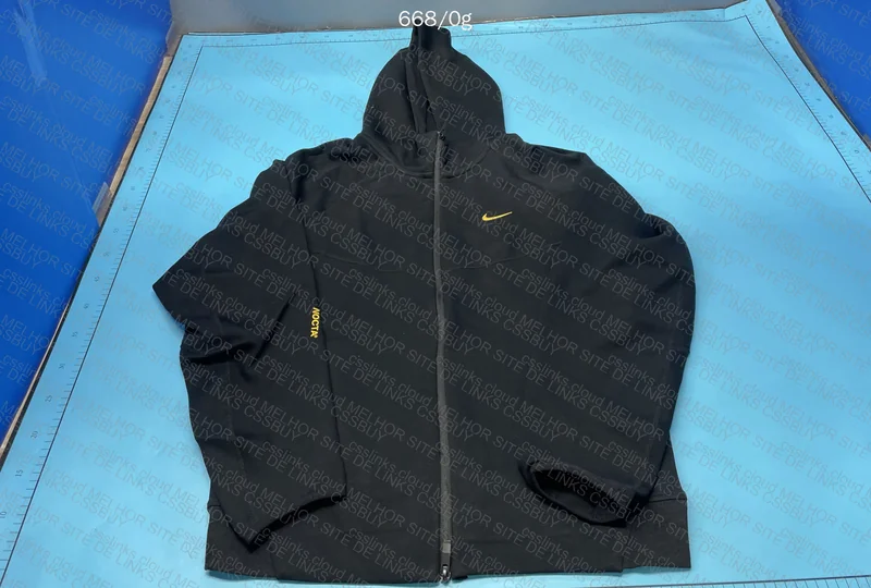 NIKE TECH NOCTA 3MADMAN 2