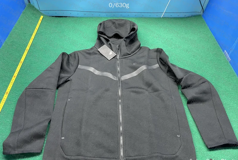 Nike Tech Black 3