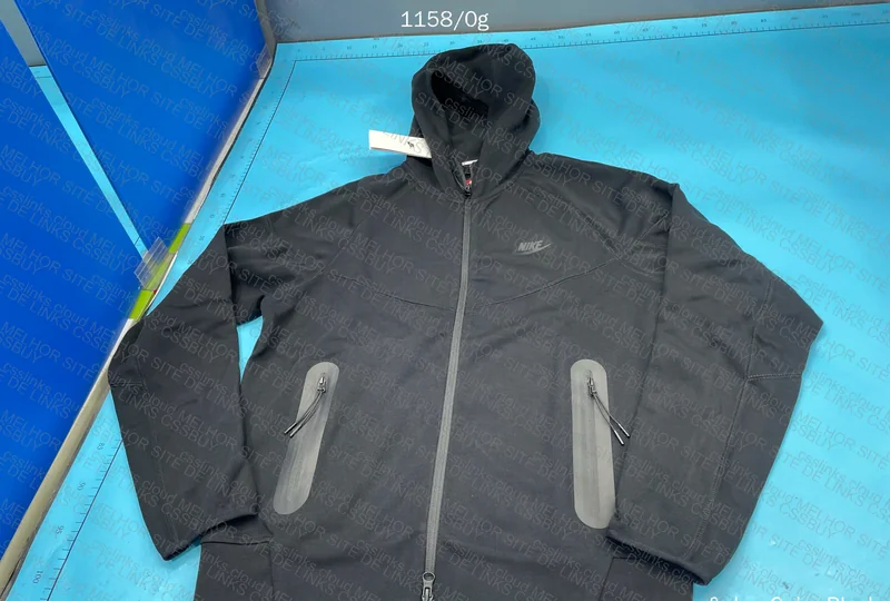 Nike Tech, GL? 3