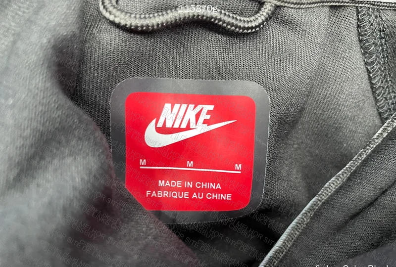 Nike Tech, GL? 4