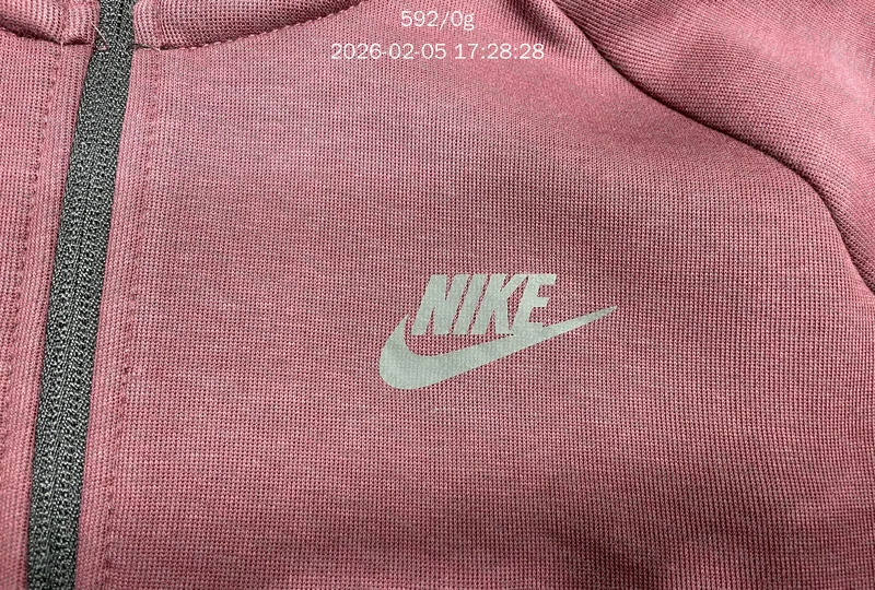 Nike tech vinho 4