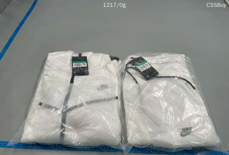 Nike teche Fleece