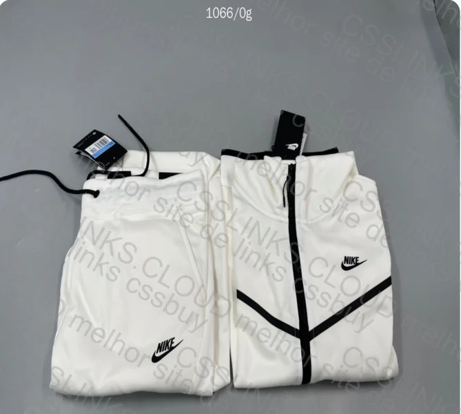 Nike teech flece
