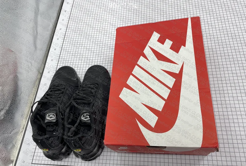 Nike Tn All Black 9