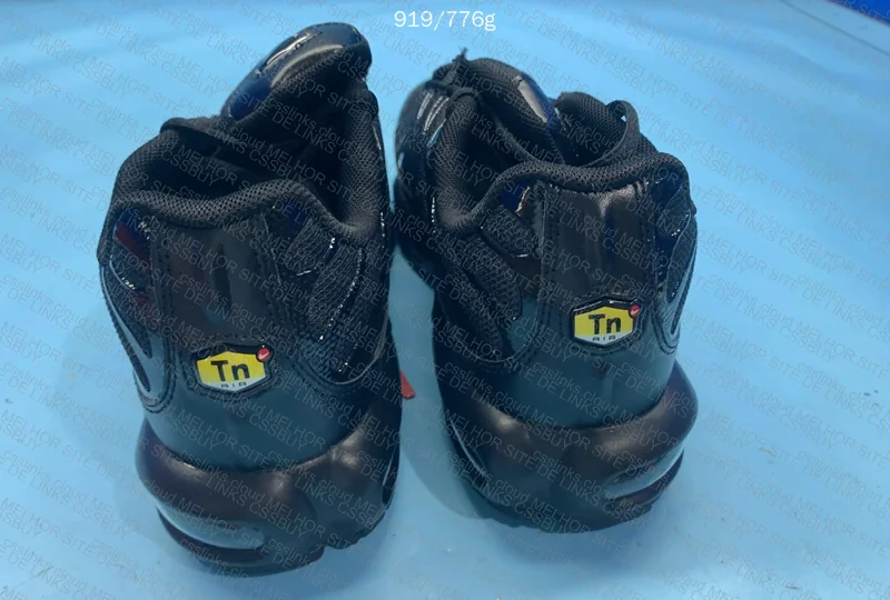 Nike TN all black 5