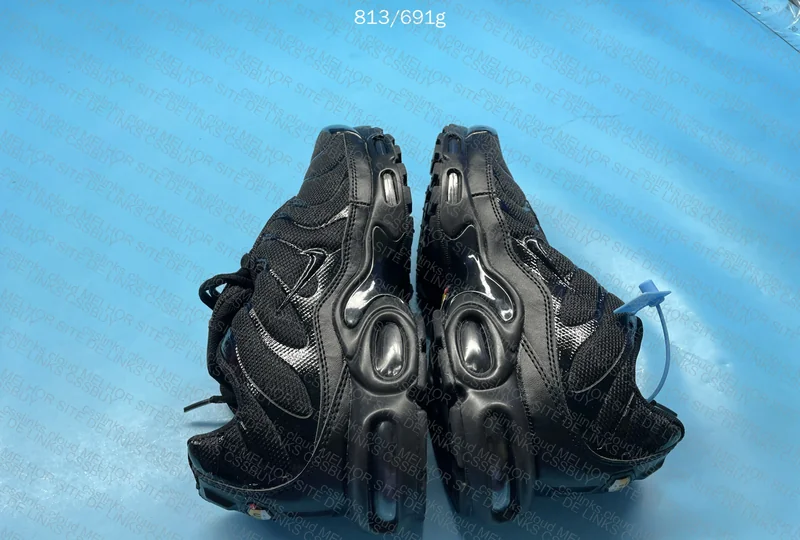 Nike TN Batch OVO 3