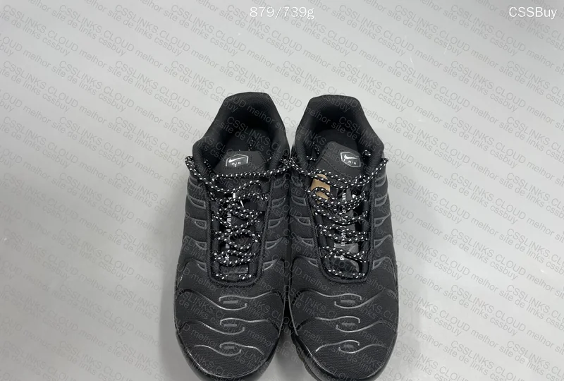 NIKE TN BLACK