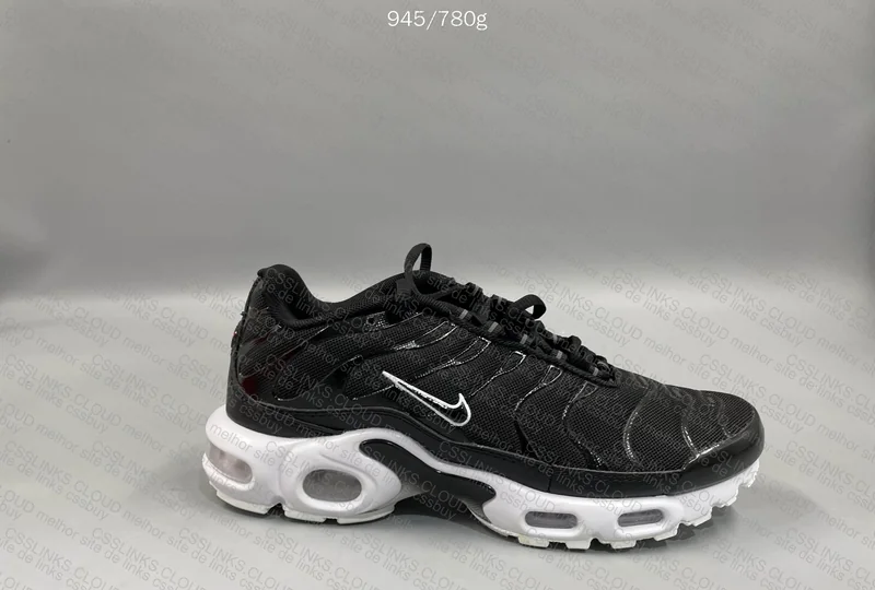Nike Tn black and white GL ? 3