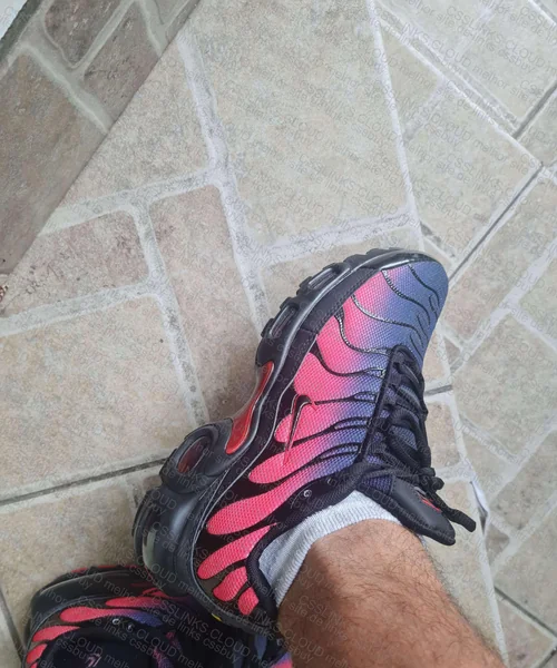 NIKE TN BRABO 4