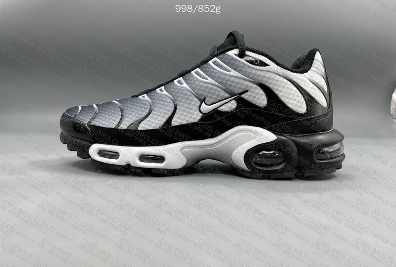 Nike TN White/Black 4