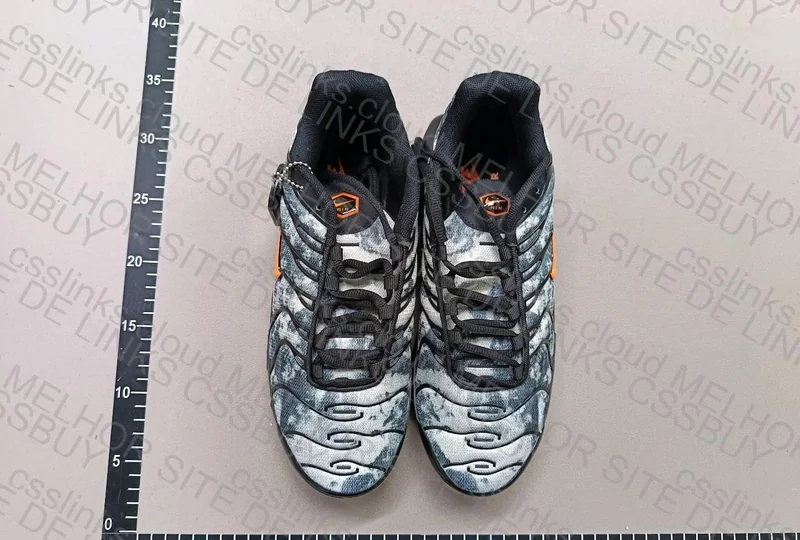 Nike TN Camouflage, GL?