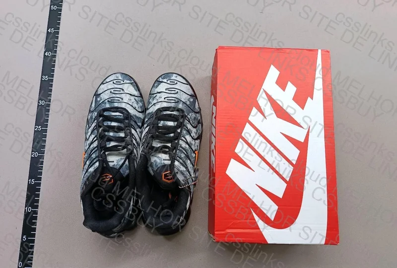 Nike TN Camouflage, GL? 3