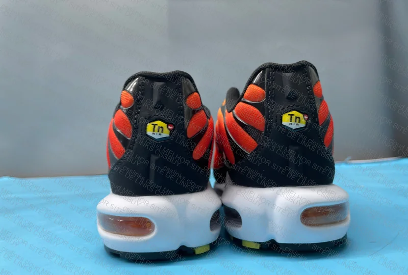 Nike TN PIMENTO 5
