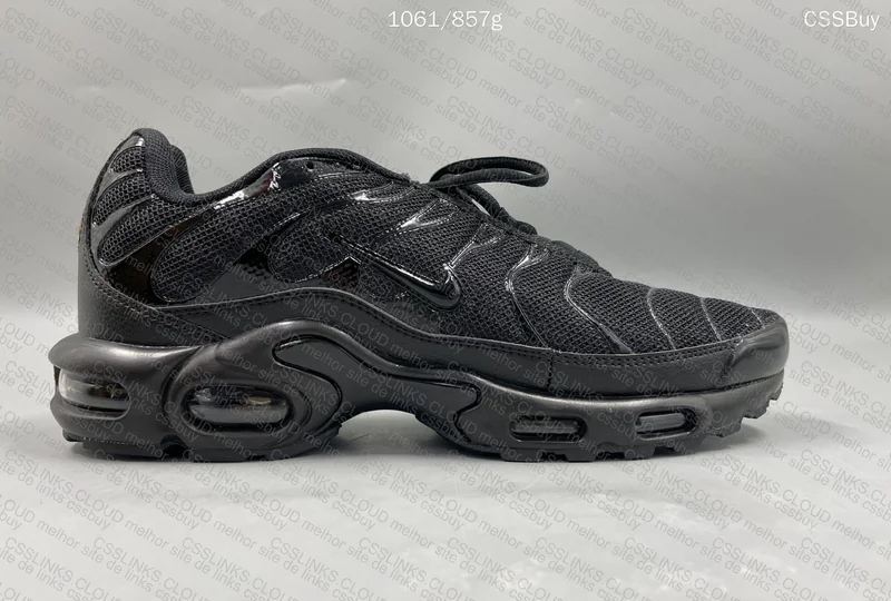 Nike TN Triple Black 4