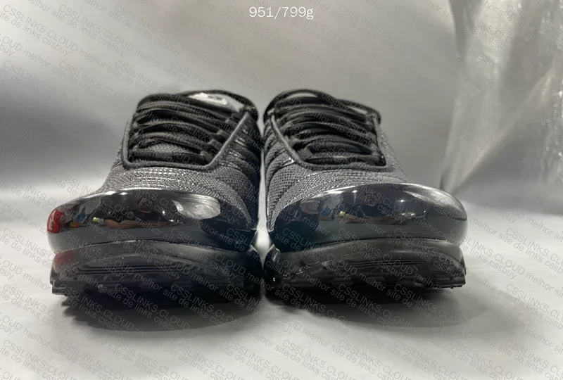 Nike TN triple black 5