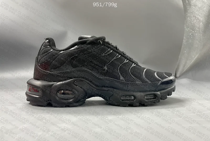 Nike TN triple black 6