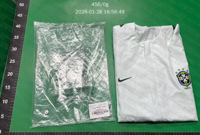 Nike Tracksuit Brasil 2002 3