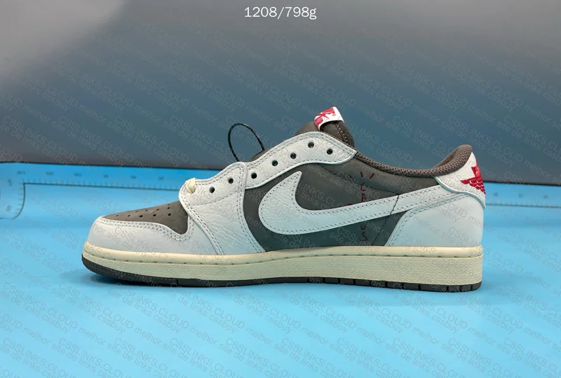 nike travis scott 8
