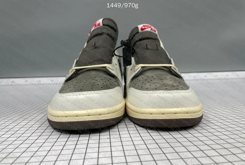 Nike Travis Scott - AJ1 Mocha 2