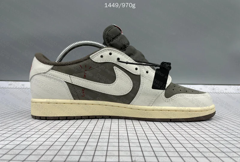 Nike Travis Scott - AJ1 Mocha 6