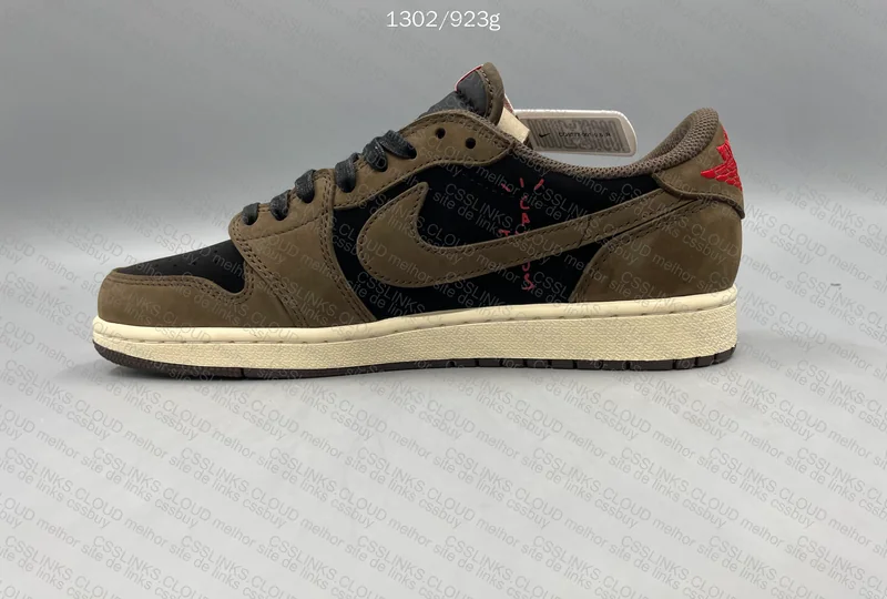 Nike travis scott dark mocha 2
