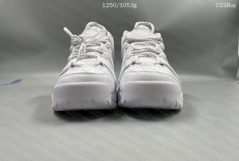 ⚪Nike Uptempo Triple White 4