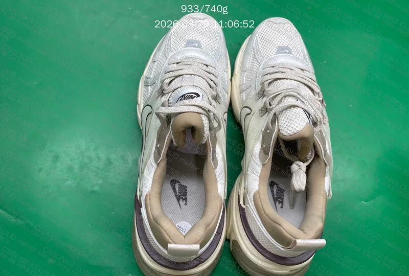 Nike v2k run 4