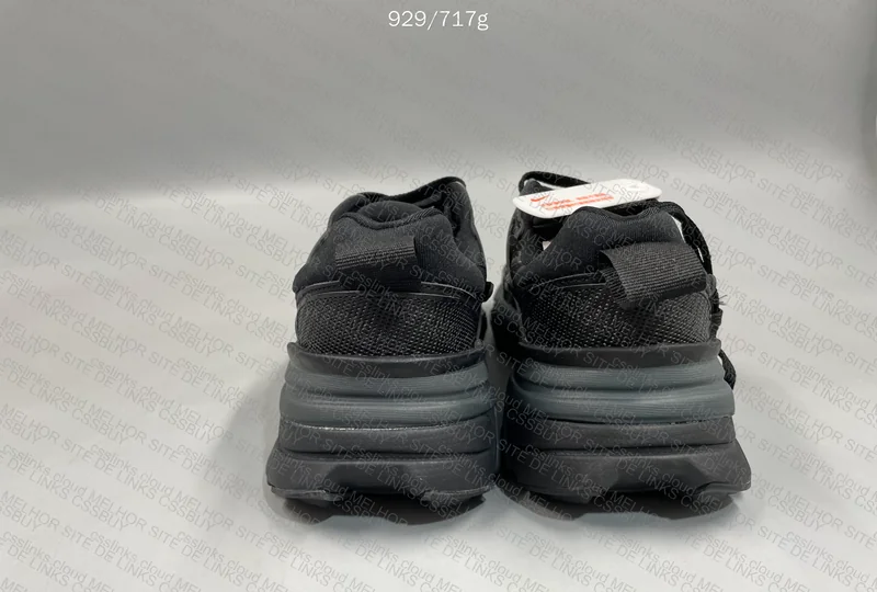 Nike v2k Runtekk Summit Black 2