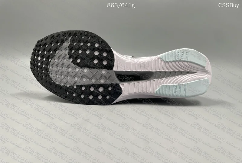 Nike Vaporfly 3 8