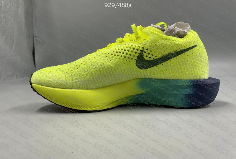 Nike vaporfly 3 4