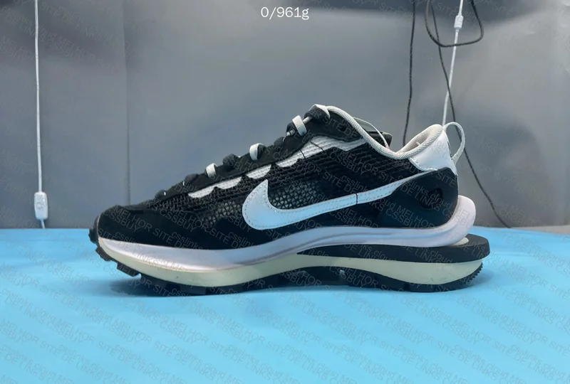 Nike Vaporwaffle Sacai (AJUDEM) 4