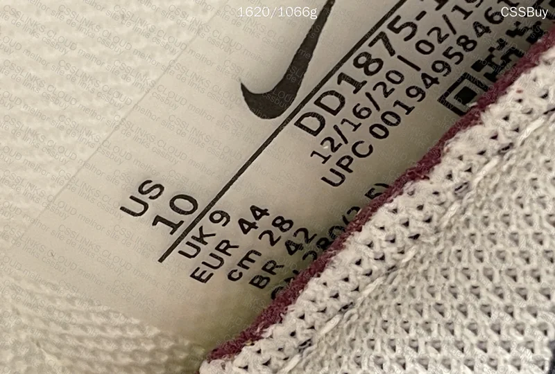 Nike Vaporwaffle X Sacai 8