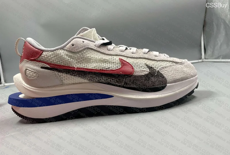nike vaporwafle X sacai 4