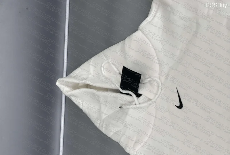 Nike Vintage Mini Swoosh 2